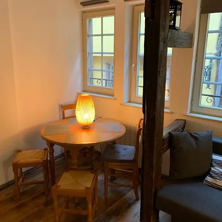 Daire Historical Town Center Cosy Flat