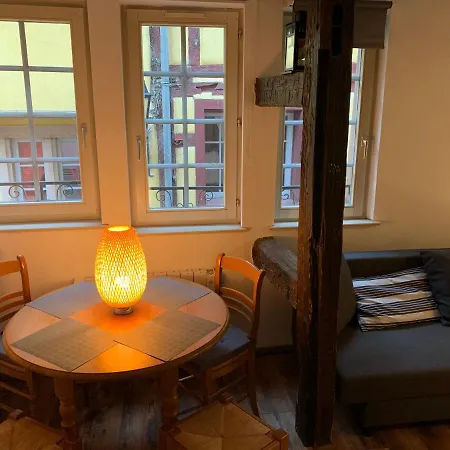 Апартаменты Historical Town Center Cosy Flat Кольмар